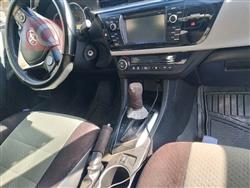 تۆیۆتا کۆرۆلا